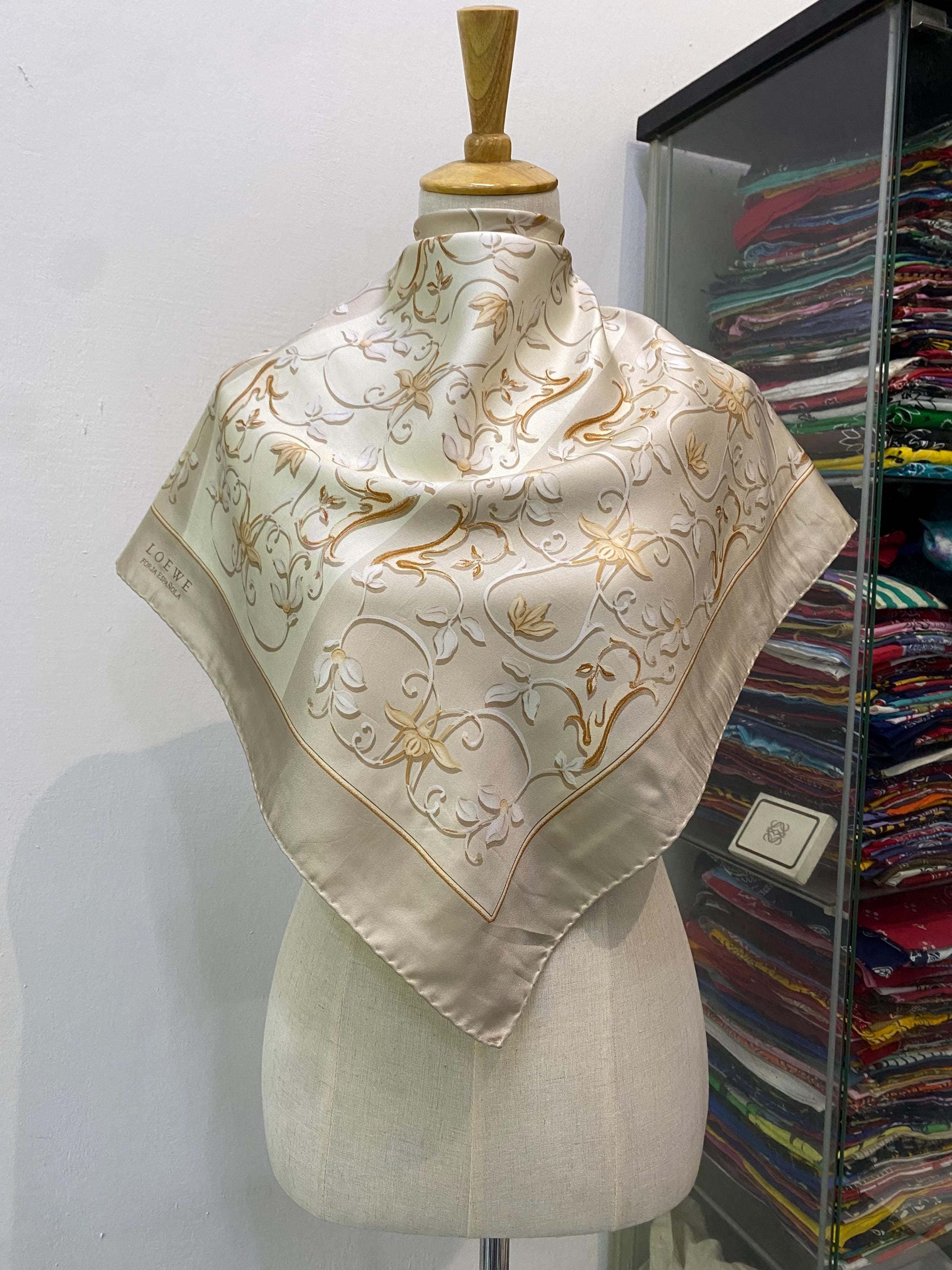 小物 LOEWE 23K 18S SCARF WHITE Fringed mohair and wool-blend scarf in white - Loewe | Mytheresa