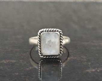 Handmade Moonstone Ring: 925 Sterling Silver Dainty Band