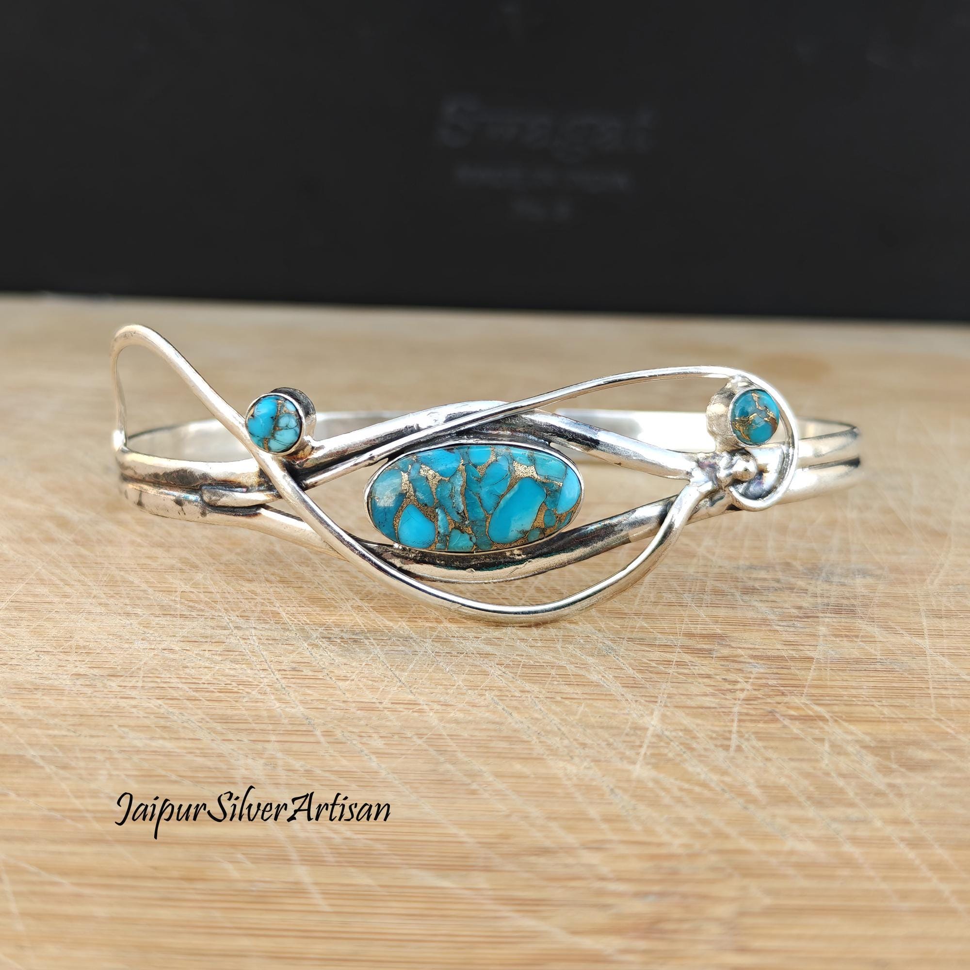 Pandachilla Traditional Tiny Turquoise Bracelet [o819