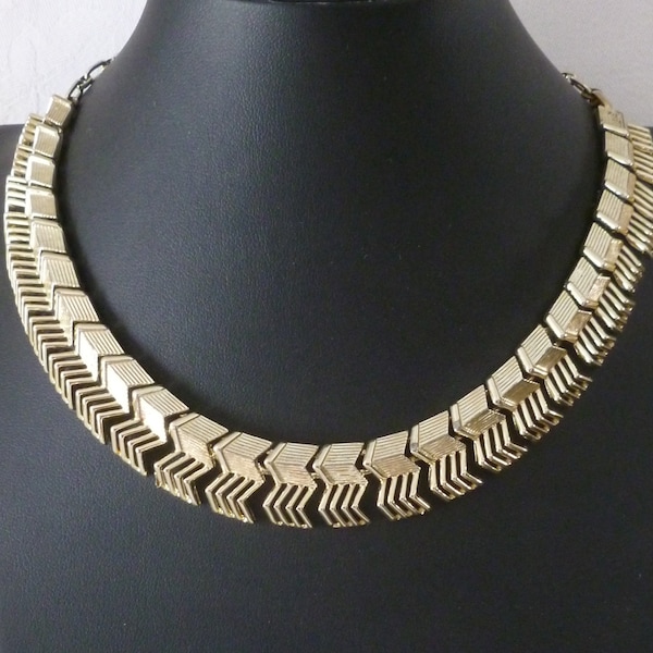 Vintage Coro Goldtone Necklace