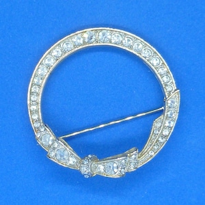 Vintage Rhinestone / Diamante Hoop Brooch / Pin with Bow