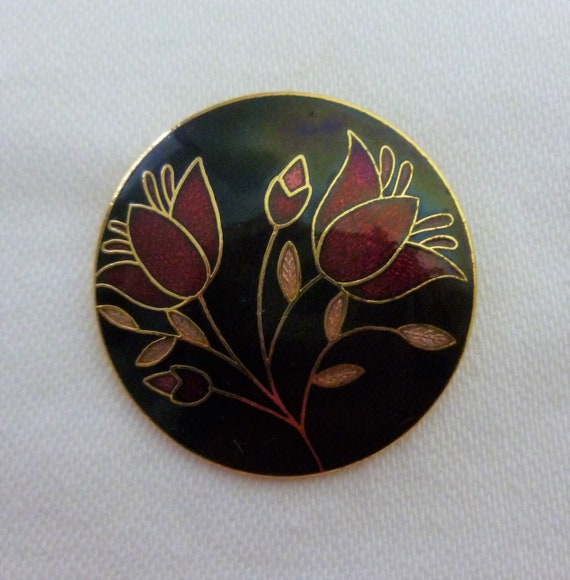 Vintage Fish and Crown Cloisonne Style Enamelled Brooch - Etsy display picture 2