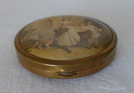 Vintage Yardley Powder Compact with Lavender Sell… - image 3