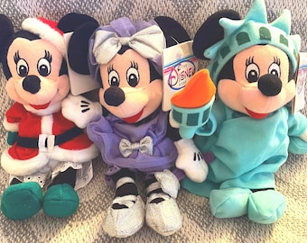 Minnie Mouse Bean Bag Plush, Original Tags/Disney Store!