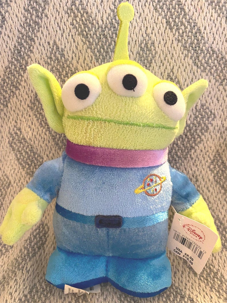 Vintage Disney Plush Collection: Flounder, Pooh, Goofy, Alien, Stitch, Dewey image 10