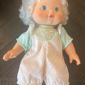 Angel Cake Blow Kiss Baby Doll 1983 Kenner American Greetings Corporation