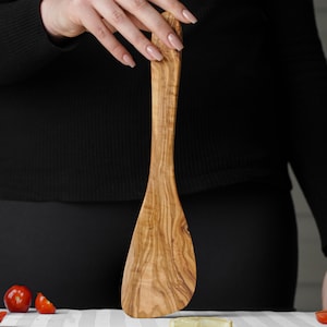 Handcrafted Olive Wood Slanted Spatula – Perfect for Cooking, Non-Stick Pans, and Everyday Use | Free Beeswax