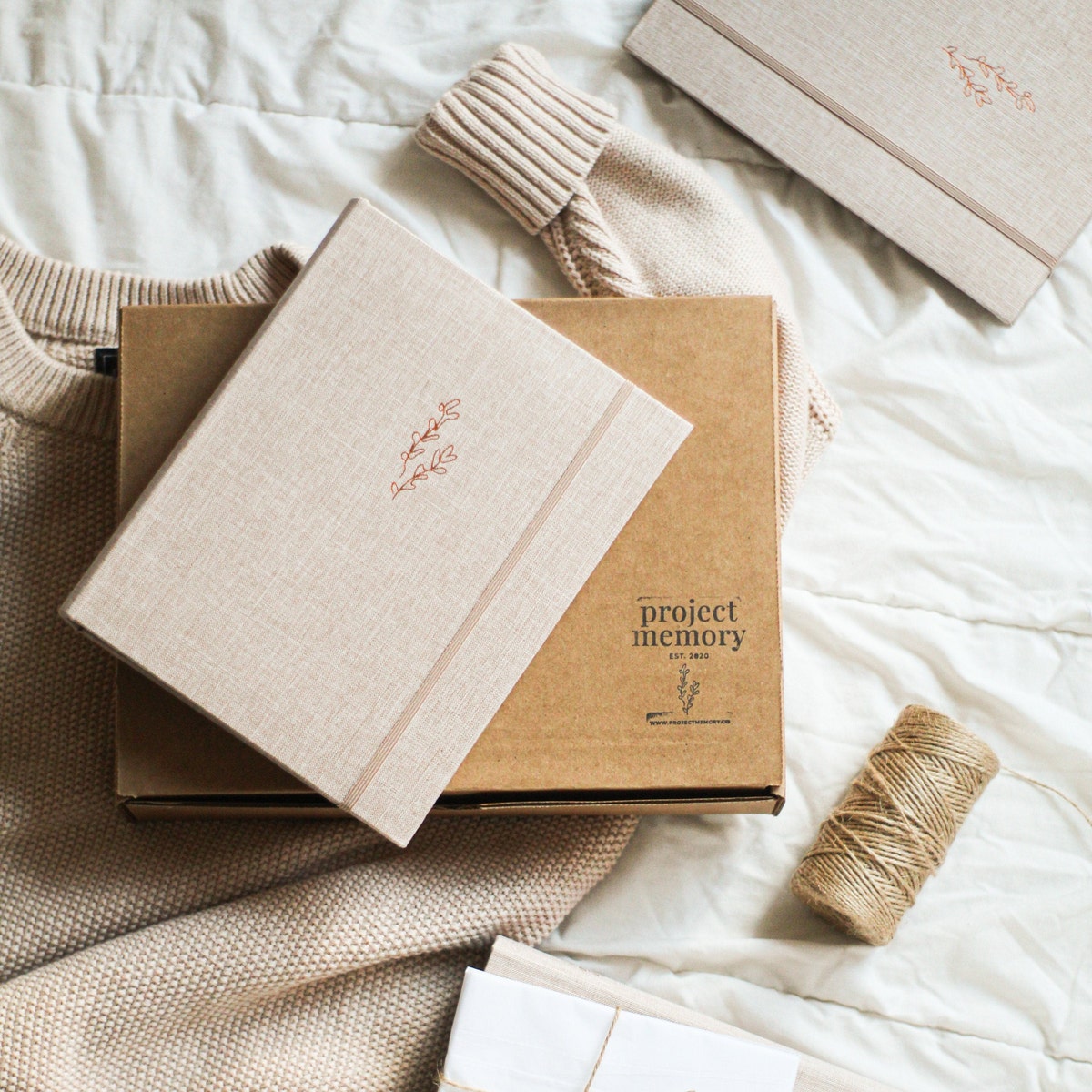 Elegant 4x6 Slip-in Linen Photo Album