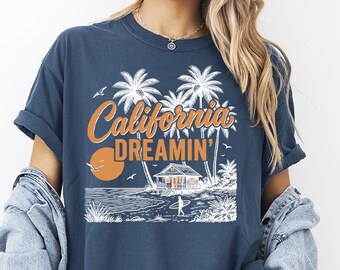 California Coast comfort color Shirt, Retro Beach Tee, Coastal Girl Shirt, Vintage Summer Tee, Surf Graphic Shirt, Ocean Lover Gift