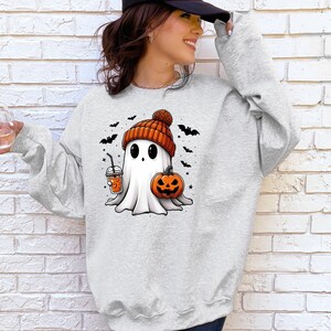 Halloween Ghost Sweatshirt, Cute Ghost Sweater, Womens Halloween Sweater, Spooky Season Sweatshirt, Halloween Party Sweater, Cute Fall Sweat bild 3