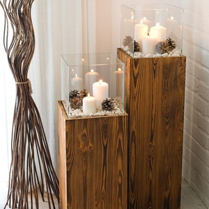 Windlicht Säule aus Holz und Glas – Rustikale Bodenlaterne 80 oder 100 cm, Kerzenständer für Wohnzimmer, Balkon oder Terrasse, Farbton Nuss bild 8