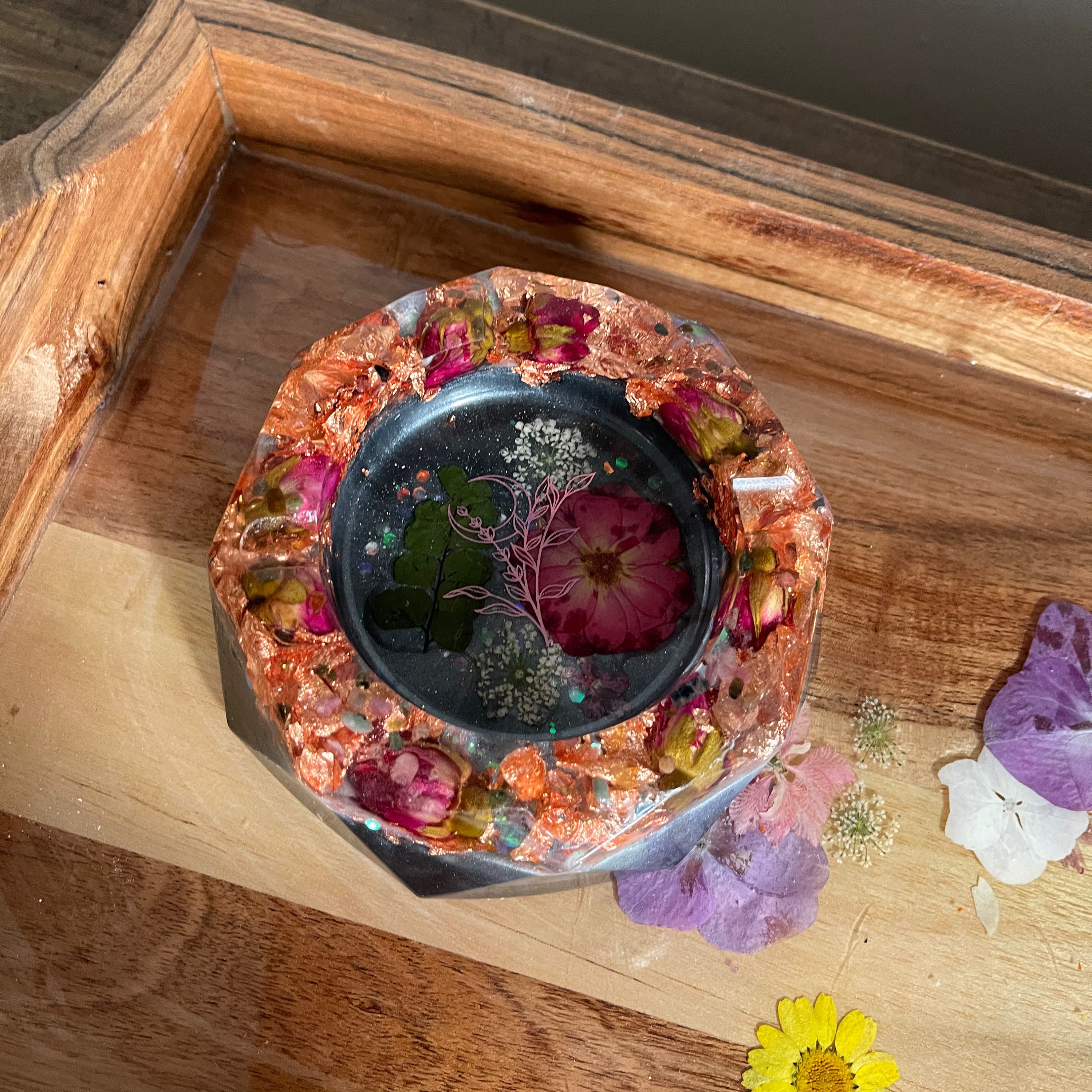 Black Resin Ashtray Crystal Round Ashtray Rose Ashtray Etsy UK