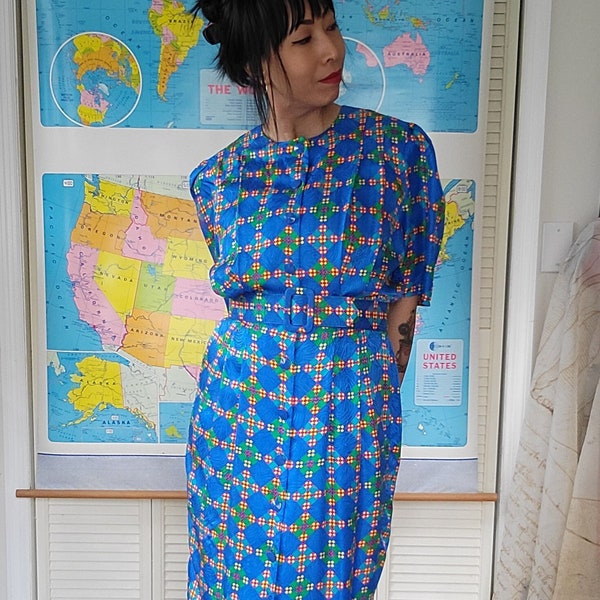 Vintage silk dress with fun pattern