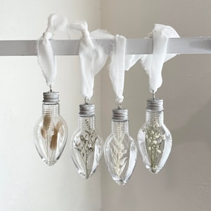 Dried Flower Ornaments, Boho, Christmas Ornament, Dried Flowers in Bulbs, Set of 4