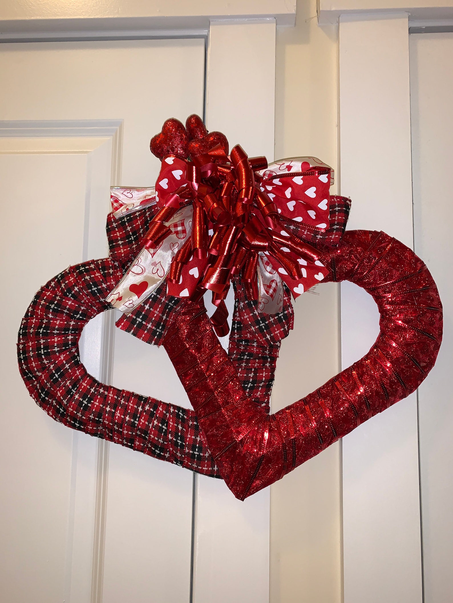 Valentine's Day wreath double heart wreath front door Etsy