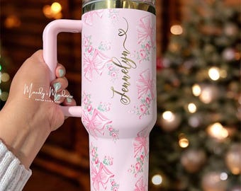 Stanley x LoveShackFancy 40オンス クエンチャー カスタム彫刻花柄