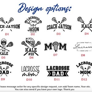 Op de afbeelding: Een witte achtergrond toont verschillende zwarte lacrosse-ontwerpen. Tekst bevat "Coach", "Dad", "Mom" en namen als "Jayson" en "Kale". Lacrosse sticks en helmen zijn ook te zien. De ontwerpen zijn gelabeld D1 tot en met D12.