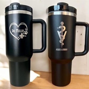 Personalisierte Tierarzt Becher: Laser graviert Vet Tech Geschenk (40 oz)