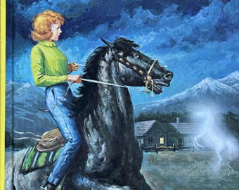 The Secret of Shadow Ranch (Nancy Drew #5, Hardcover)