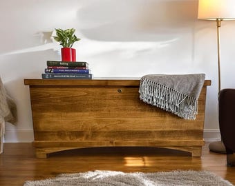 Cedar Hope Chest/Large 42" Amish Hand-Crafted in USA, Fully Cedar Lined / American Maple Exterior/Keepsake Trunk/Blanket Chest/Blanket Trunk