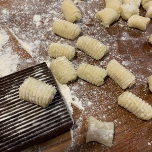Gnocchi Boad, Gnocchi Paddle W/gaganelli Stick, Cavatelli