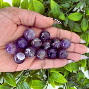 Mini dream amethyst sphere - amethyst crystal ball - 0.6" chevron amethyst polished sphere - 15mm amethyst mini sphere - dream amethyst orb