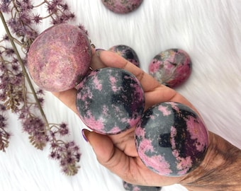 Rhodonite palm stone - rhodonite palmstone -high quality rhodonite - pink rhodonite palm stone - polished rhodonite pebble - 4 sizes