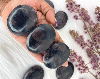 Garnet arfvedsonite palm stone - garnet palmstone - garnet worry stone - polished garnet palm stone - 3 sizes - garnet crystal palm stone