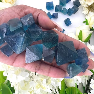 Blue fluorite octahedron - blue fluorite octahedron carving– raw blue fluorite double terminated octahedron shaped crystal - 5 sizes