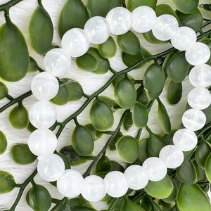 Selenite bracelet - 8mm selenite gemstone bracelet - white selenite crystal bracelet - natural selenite beaded bracelet - selenite jewelry