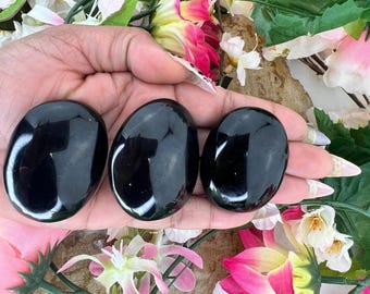 Black obsidian palm stone - black obsidian palmstone - black obsidian crystal palm stone - polished black obsidian worry stone - 2 sizes