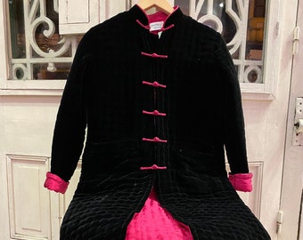 Long Luxury Chinese Collar and Button Silk Velvet Coat for