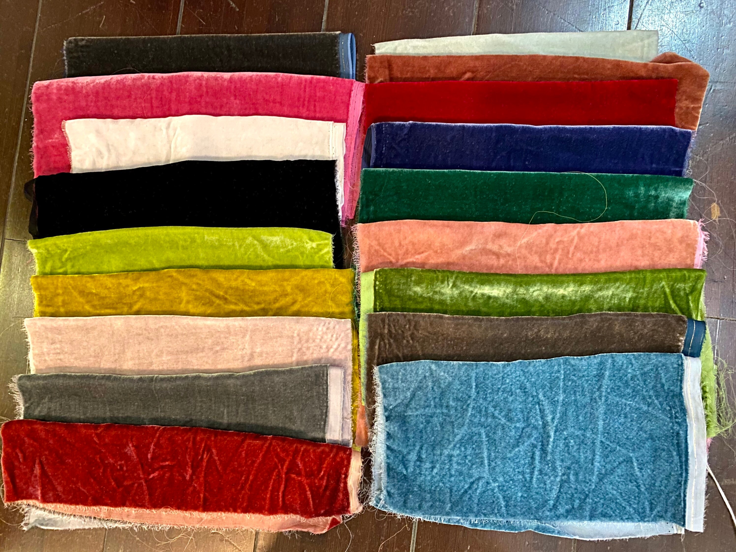 Silk Fabric Remnants for sale 75 ads for used Silk Fabric Remnants