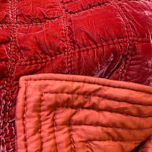 Luxury Silk Velvet Quilted Coverlet, Lightweight Comforter, Soft Bedspread, Hanoi Bed Throw, Hand-stitched Blanket/Bed Cover made in Vietnam