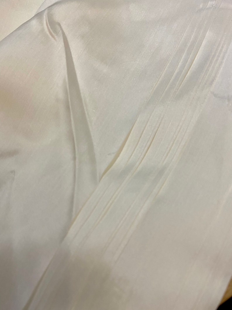 100% Silk Fabric by the Yard/Meter, 10 momme and 88 cm Wide, Wholesale/Retail, Vietnam Mulberry Silk Fabric for Lining/Clothes/Pillowcases image 3