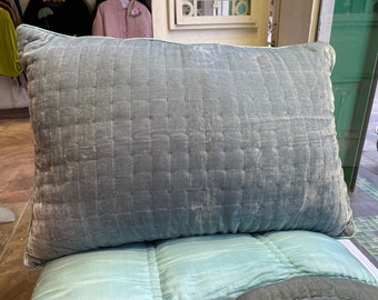 Funda de almohada acolchada de terciopelo de seda para cabello y rostro, con ribete y cremallera oculta, hecha a mano en Vietnam.