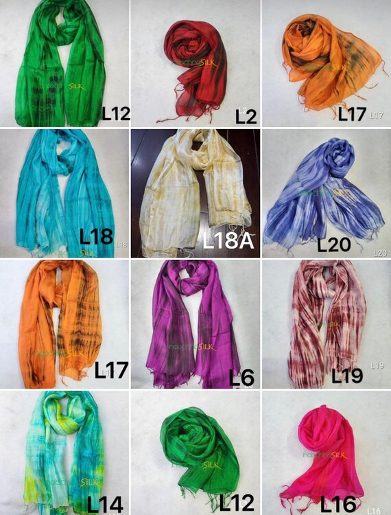 PoeticEHome Foulard In 100% Seta Di Gelso Pura - Sciarpa Quadrata Donna Collo E Testa Con Confezione Regalo - 68x68 Cm
