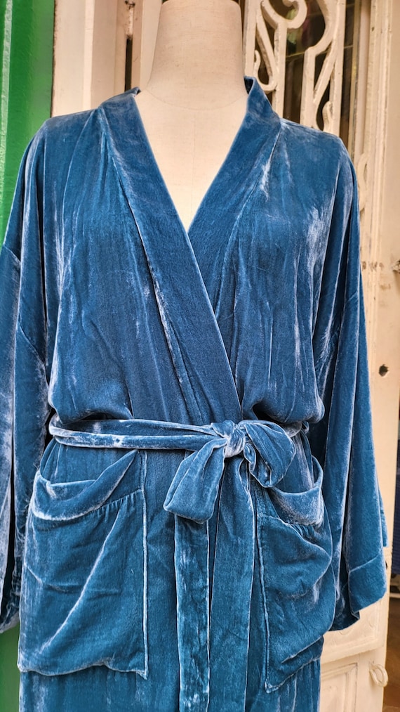 Velvet night robe hotsell
