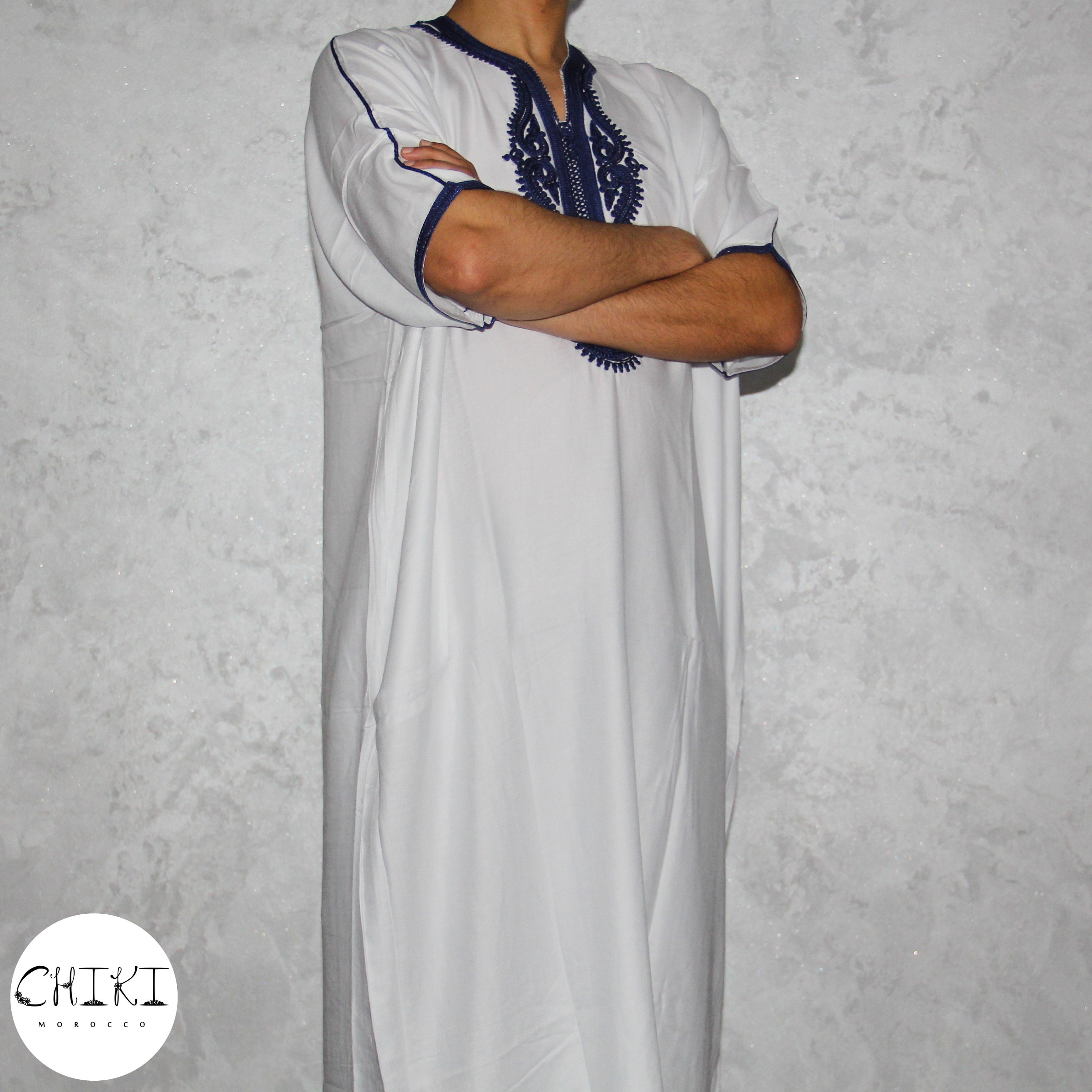 Thobe Homme Élégant - Djellaba Musulman Caftan - 90% Coton - Broderie Fine - Coupe Moderne