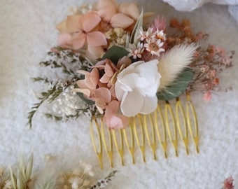 Peigne en fleurs séchées et stabilisées pour mariage bohème rose pâle hortensia boho