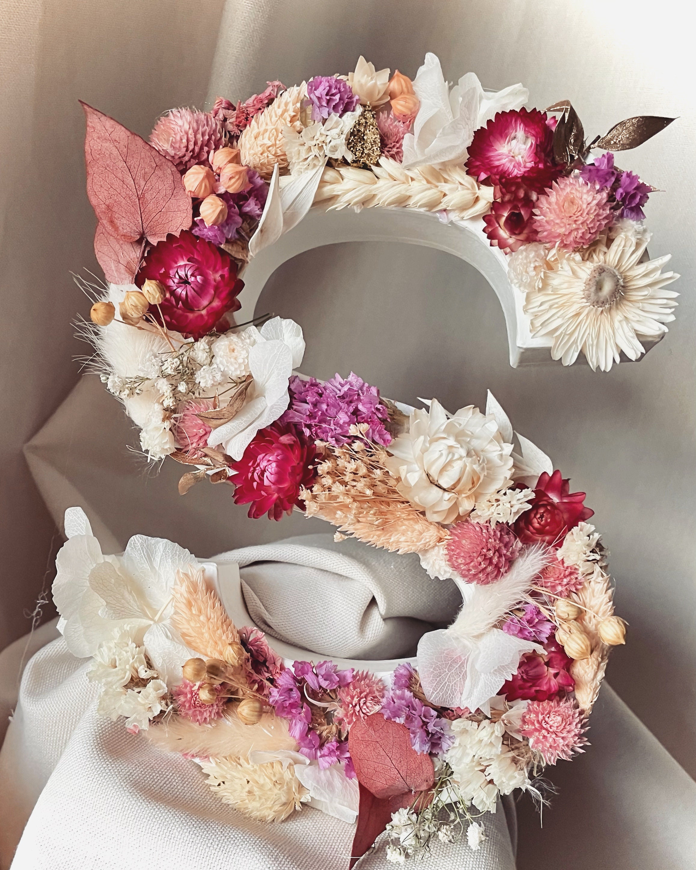 Grande Lettre Personnalisable Fleurs Séchées Cadeau de Naissance, Baptême, Anniversaire, Fête Prénat