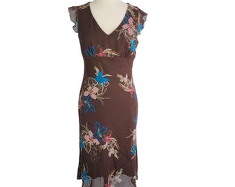 Vestido midi vintage Y2K marrón chocolate con estampado floral estilo hada grunge de cintura imperio, talla 12, escote en V