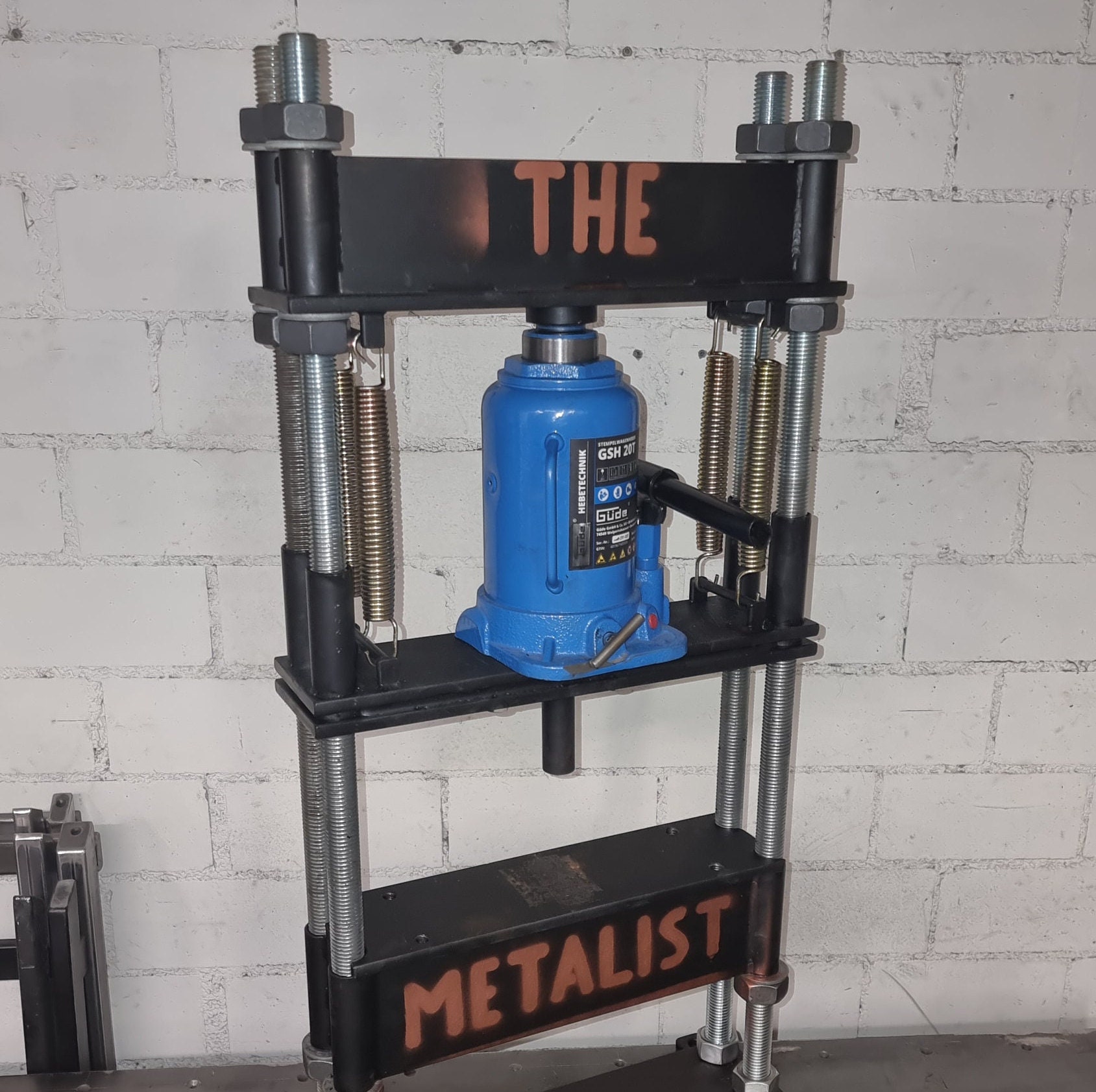 Hydraulic Press Tool 