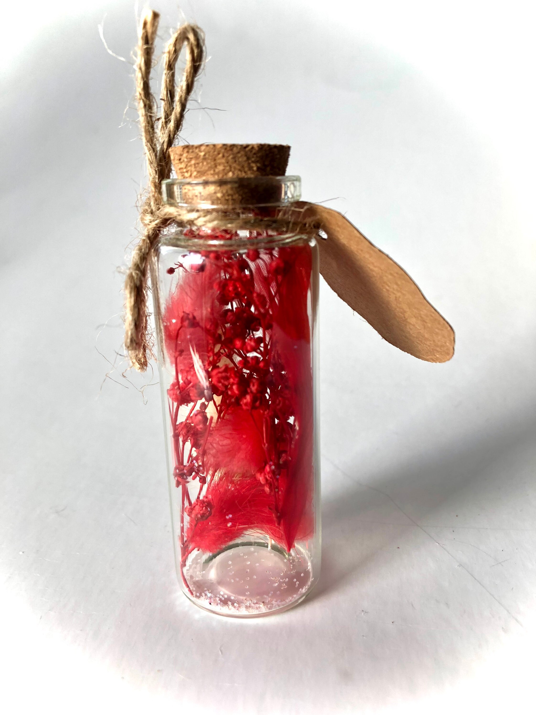 Love Bottle - Fiole d'amour avec Un Petit Pendentif Coeur Fleurs Séchées Rouge Blanc France Message 