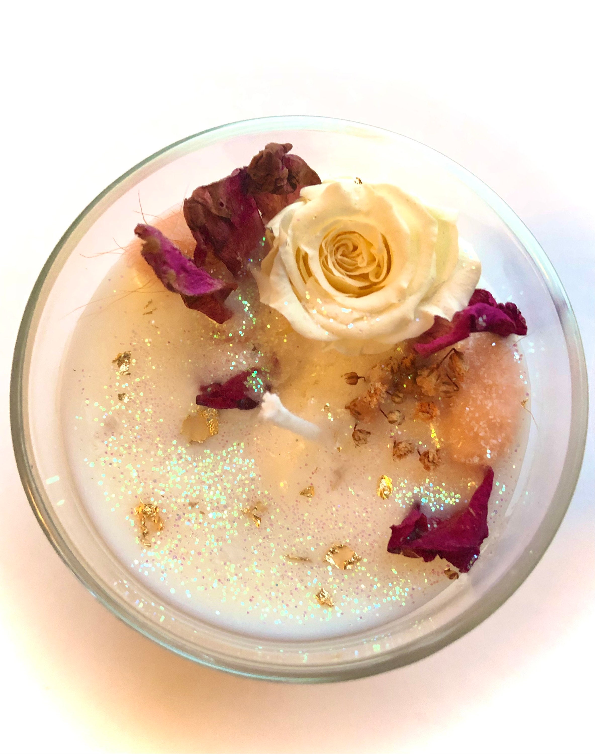 Bougie avec Fleurs Séchées et Rose Blanche Éternelle - Senteur Pêche Cadeau Fête Des Grands-Mères