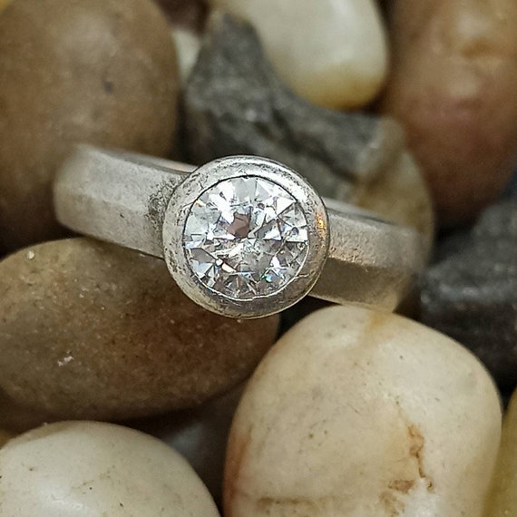 Anillo De Plata De Ley 925 Con Zafiro Azul Y Circonita Cúbica De Oxford Diamond Co., Tamaños 4 A 11, Plata De Ley, 11, Azul / Patchwork
