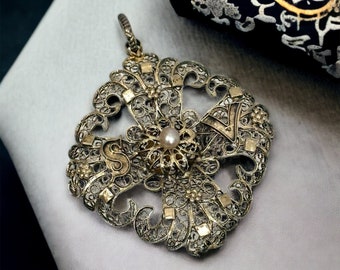 Floral necklace pendant real silver 66 x 53 mm vintage initials S V gift eye-catcher pendant rare Art Deco Retro timeless Art Nouveau
