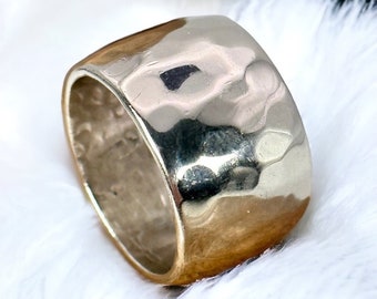 Designer ring, 925 sterling silver, women's vintage used style, 16.7 mm, size 52, silver ring, gift, exclusive, eye-catching, hammered finish, polished, rare