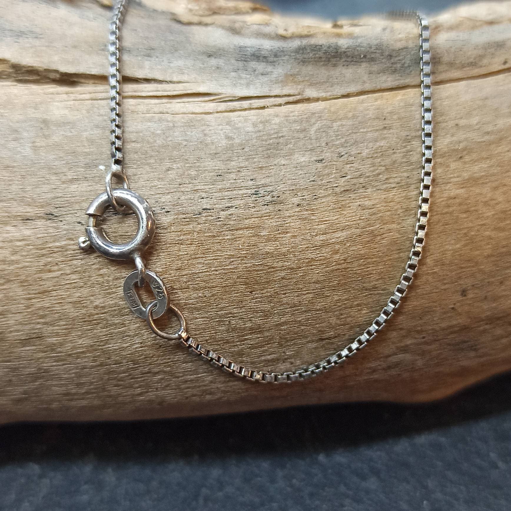 MYSTIC JEWELS Fijne Venetiaanse ketting van 925 sterling zilver, gerhodineerd, voor dames, verkrijgbaar in 40, 45, 50, 55, 60, 70 cm, 40 a 70 cm, Zilver, Geen edelsteen MYSTIC JEWELS Fijne Venetiaanse ketting van 925 sterling zilver, gerhodineerd, voor dames, verkrijgbaar in 40, 45, 50, 55, 60, 70 cm, 40 a 70 cm, Zilver, Geen edelsteen
