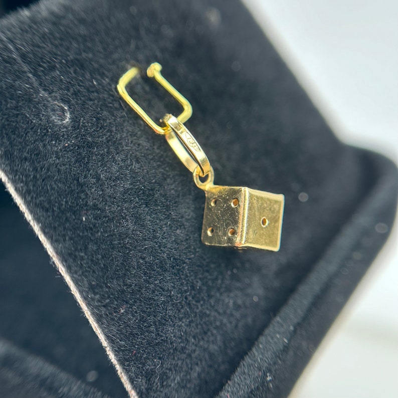 Dice Pendant 750 Gold 18 Carat Eyecatcher Luxury Timeless Fashion